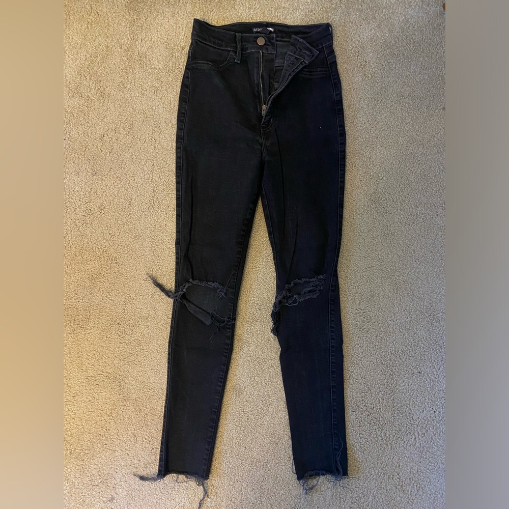 ripped black high waisted black skinny jeans size 5 / 26-27